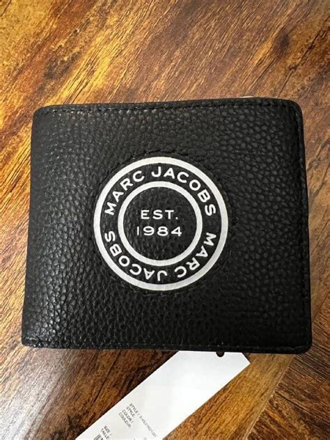 marc jacobs mens wallets